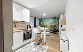 T2 rénové avec balcon et parking privé à 2 pas du port Santa Lucia